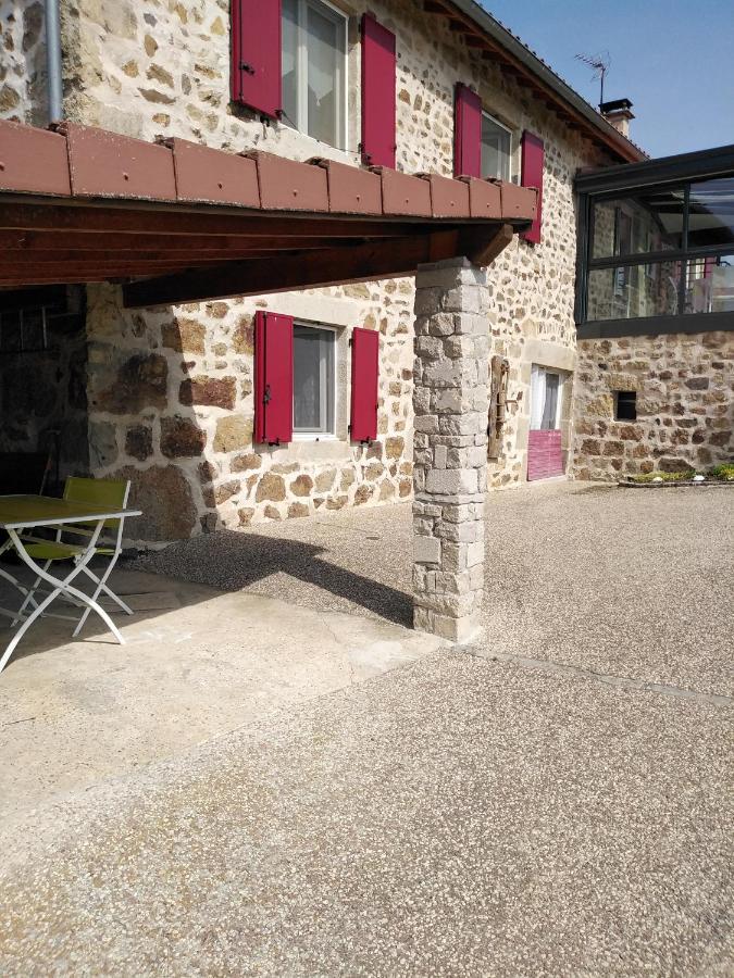Апартаменты Chaleureux A La Campagne Saint-Germain-Laprade Экстерьер фото